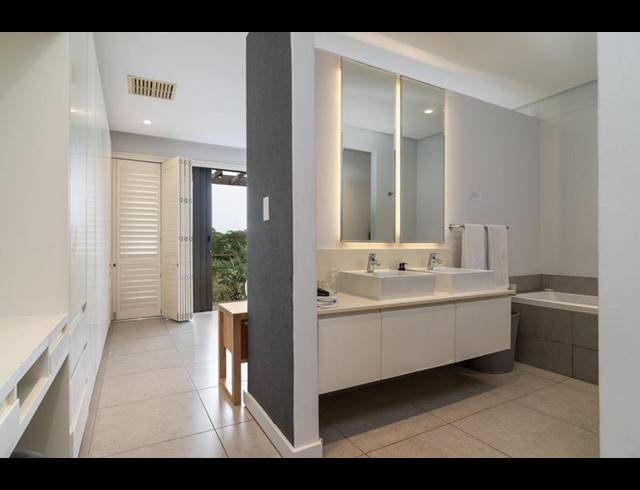 3 BEDROOM TOWNHOUSE FOR SALE IN ZIMBALI ESTATE